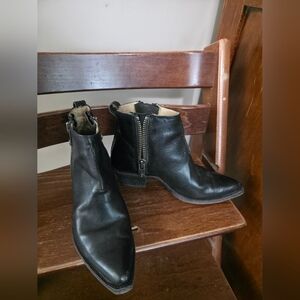Women's Black Frye Leather Ankle Boots with Zipper